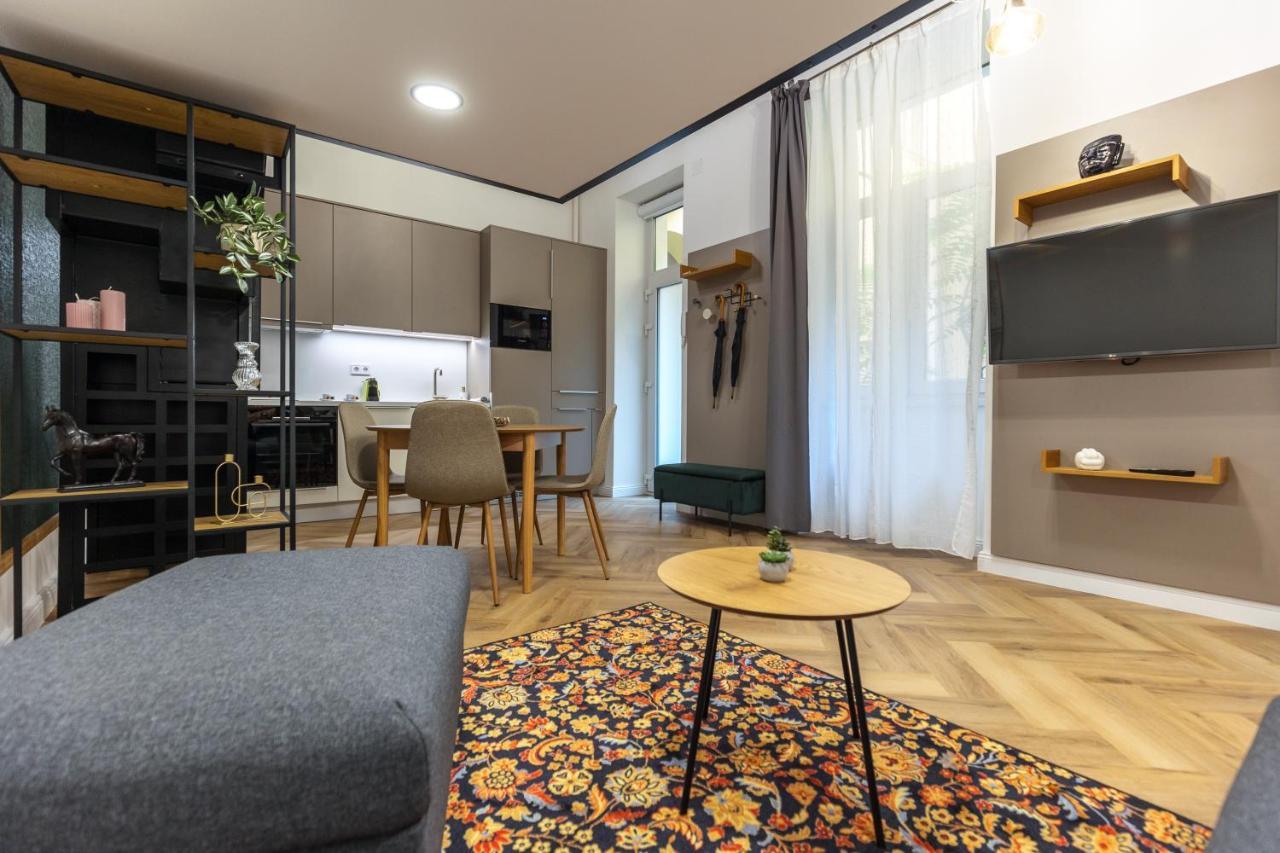 Downtown Luxury Apartment Budapeste Exterior foto